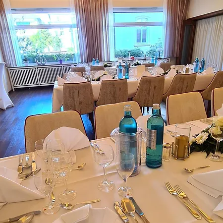 Hessischer Hof 3*