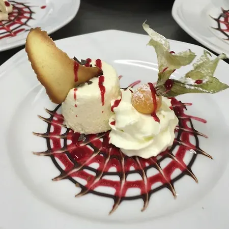 Szálloda Hessischer Hof 3*